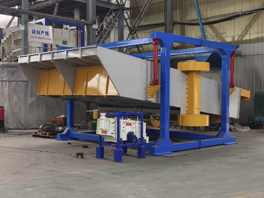 Four‑Vibration‑Source Square Gyratory Sifter High Capacity Square Tumbler Swing Screen for Silica Sa